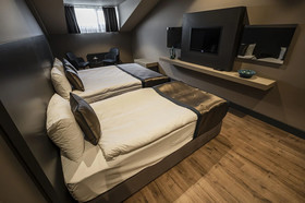 Best Western Premier Hidden Hills Hotel