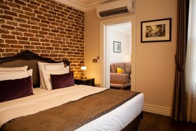 Meroddi Bagdatliyan Hotel