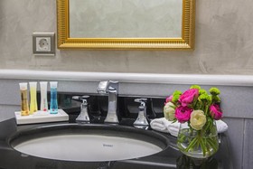 Meroddi Bagdatliyan Hotel