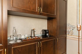 Meroddi Barnathan Hotel