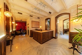 Meroddi Barnathan Hotel