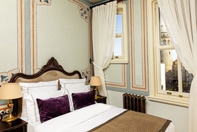 Meroddi Barnathan Hotel