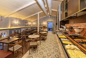 Meroddi Barnathan Hotel