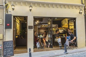 Meroddi Galata Mansion