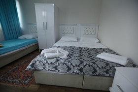 Merot Suites