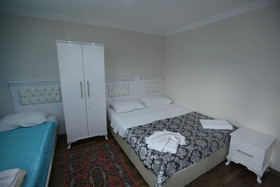 Merot Suites