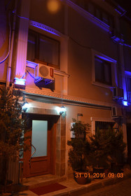 Merot Suites