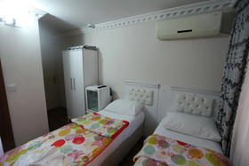 Merot Suites