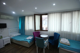 Merot Suites