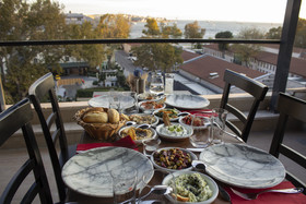 Meydan Besiktas Otel
