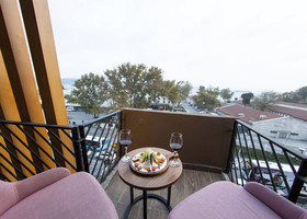 Meydan Besiktas Otel