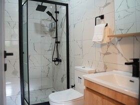 Mia Mia Suites