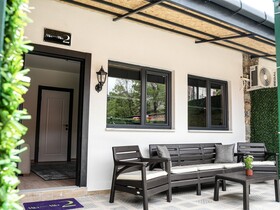 Mia Mia Suites