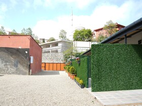 Mia Mia Suites