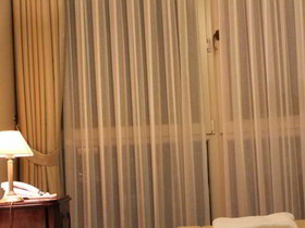 Mono Suites