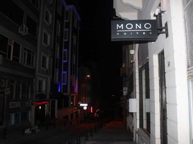 Mono Suites