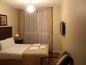 Mono Suites