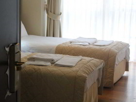 Mono Suites