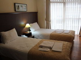 Mono Suites
