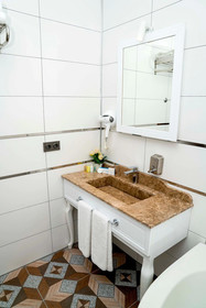 Mugwort Hotel & Spa