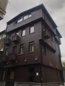 Musk Hostel