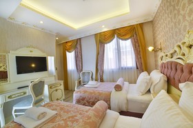 Nayla Palace