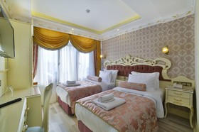 Nayla Palace