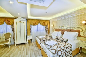 Nayla Palace