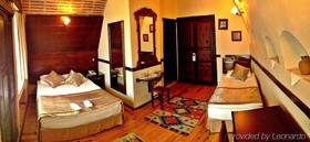 Naz Wooden House Inn