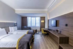 Nearport Hotel