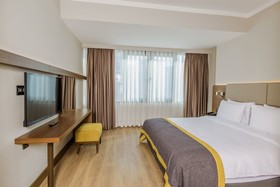 Nearport Hotel
