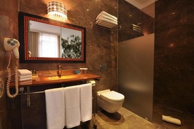 Nea Suites Old City
