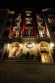 Nena Istanbul