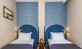 Nenessa Airport Hotel