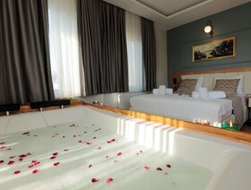 Newalla Hotel Old City