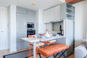 Roya Nova by New Inn