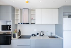 Roya Nova by New Inn