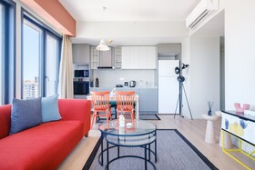 Roya Nova by New Inn