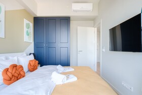 Roya Nova by New Inn