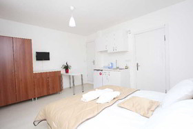 Nicoleport Hotel