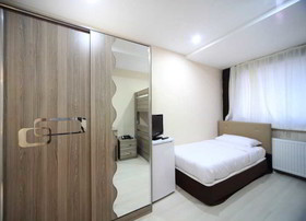 Nil Luxury Academic Apart