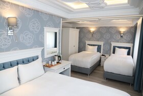 Novus Hotel