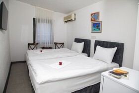 Noya Suites