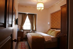 Old City Luxx Boutique Hotel