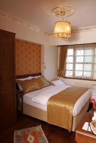 Old City Luxx Boutique Hotel