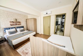 Big Orange Hotel
