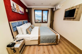 Big Orange Hotel