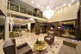 Pelican House Hotel