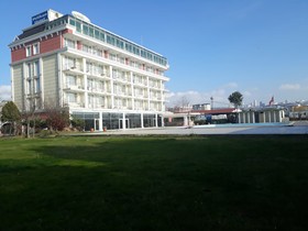 Pelikan Hotel