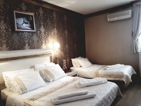 Pelikan Hotel